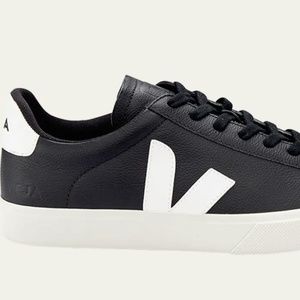 NEW IN BOX VEJA Campo Easy Two-Tone Black/White Leather Sneakers